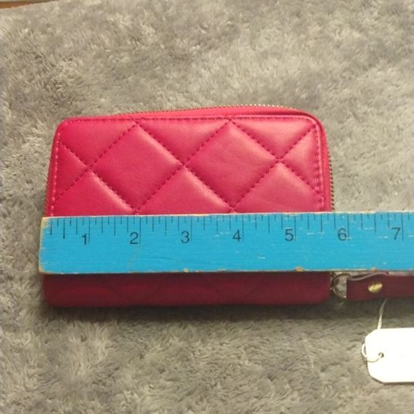 NWT Park Ave Collections Woman's Wallet - Picture 6 of 7